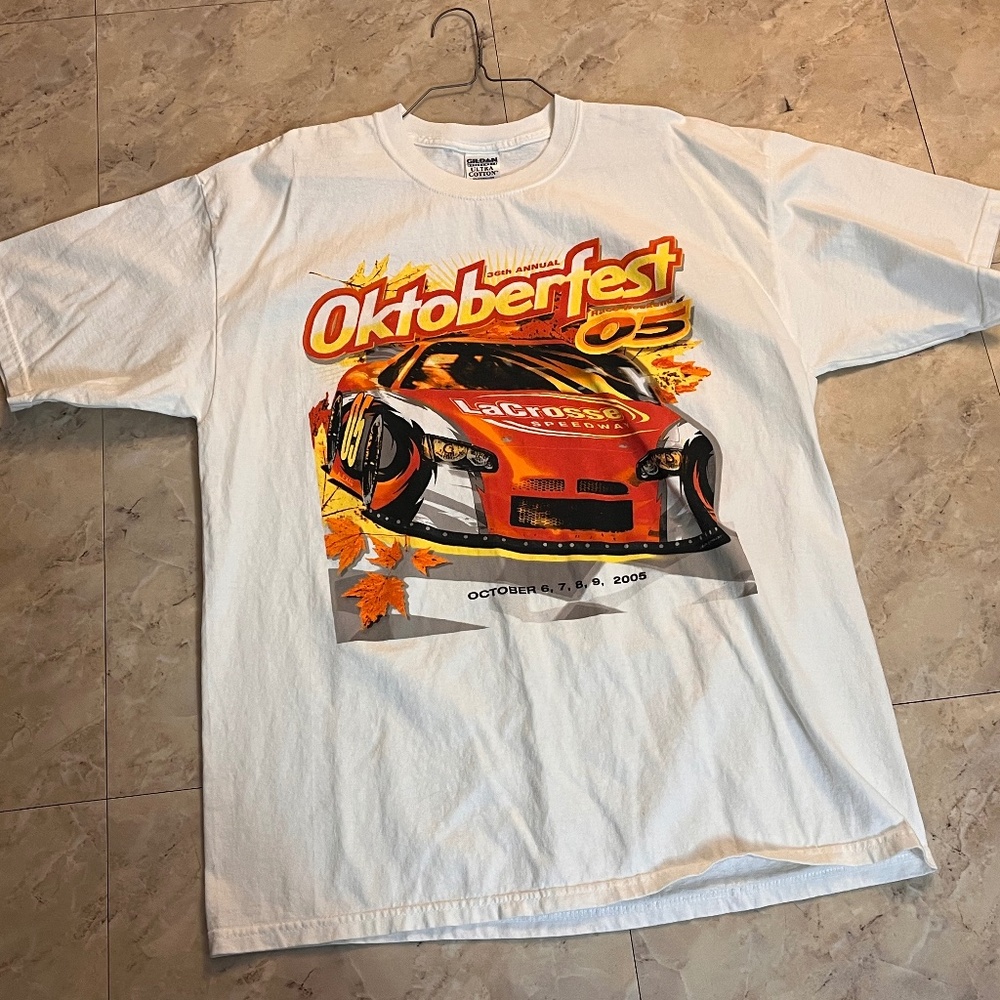 2005 LaCrosse Speedway Oktoberfest Racing Tshirt XL White Orange Men Wisconsin